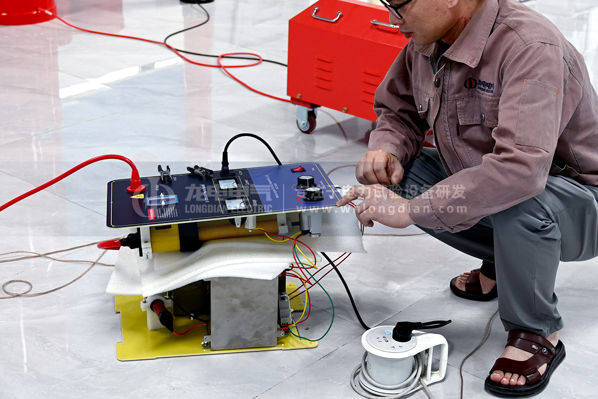 電纜故障一體化高壓脈沖電源生產調試 電纜故障一體化高壓脈沖電源生產調試